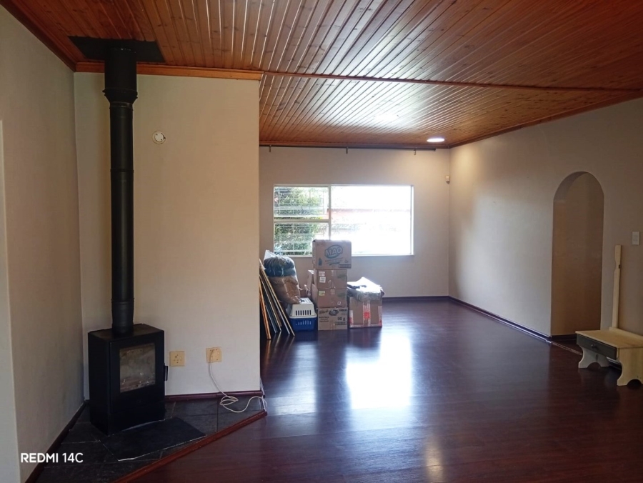 5 Bedroom Property for Sale in Universitas Ridge Free State